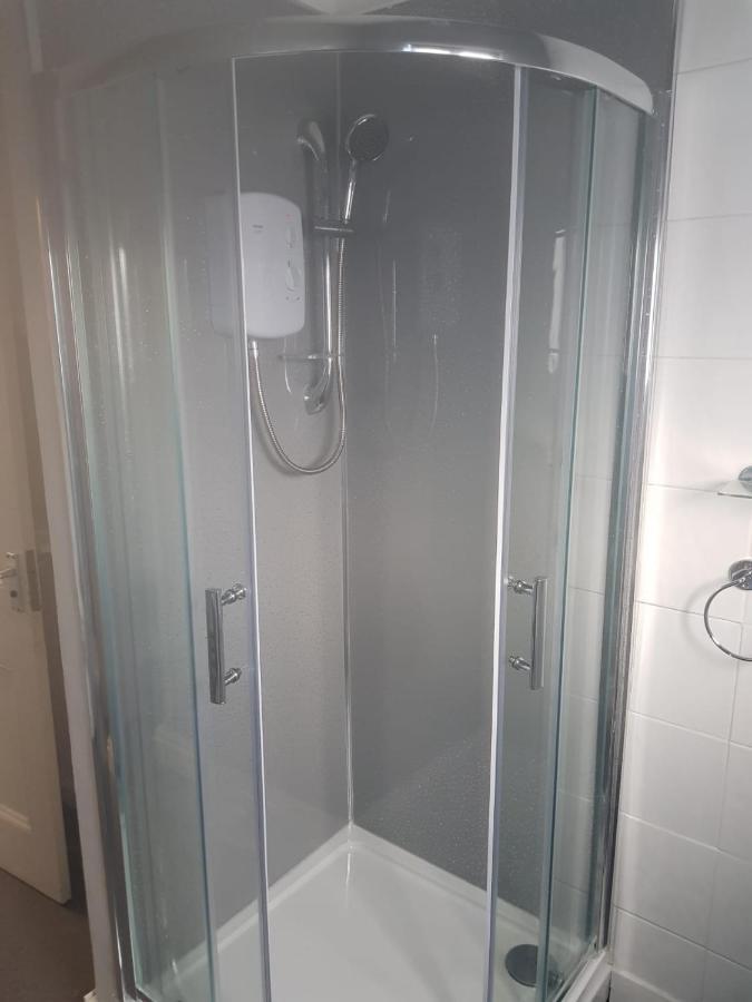 Готель Highfields House - Free Wifi - Free Local Parking Шеффілд Екстер'єр фото