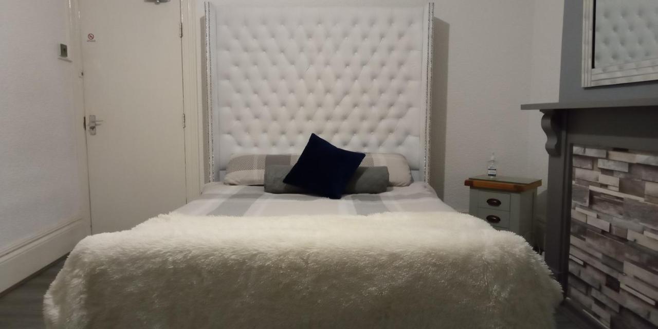 Готель Highfields House - Free Wifi - Free Local Parking Шеффілд Екстер'єр фото