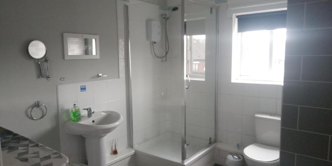Готель Highfields House - Free Wifi - Free Local Parking Шеффілд Екстер'єр фото