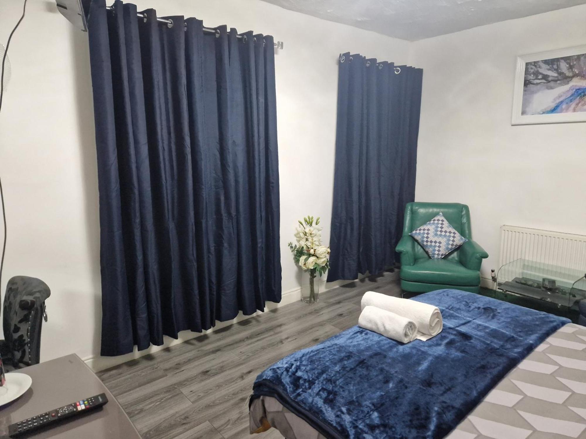Готель Highfields House - Free Wifi - Free Local Parking Шеффілд Екстер'єр фото